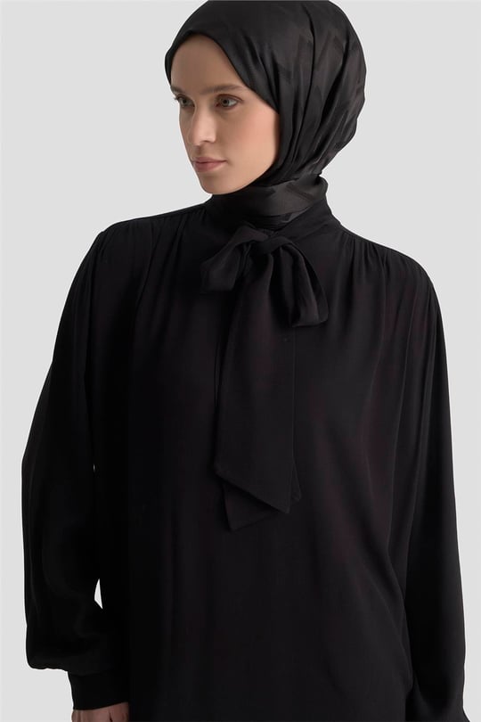 Fularlı Dökümlü Bluz Siyah 