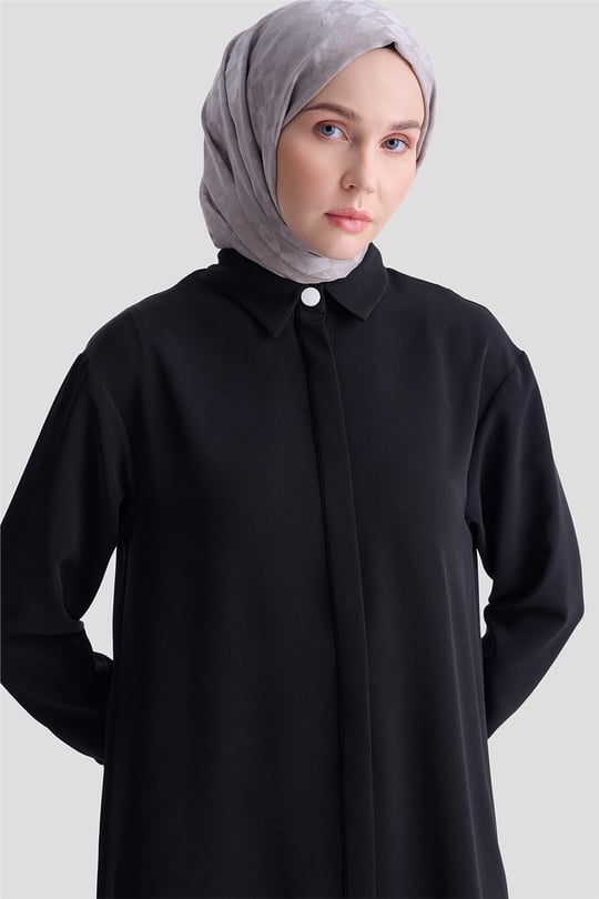 Zımba Detaylı Tunik Siyah