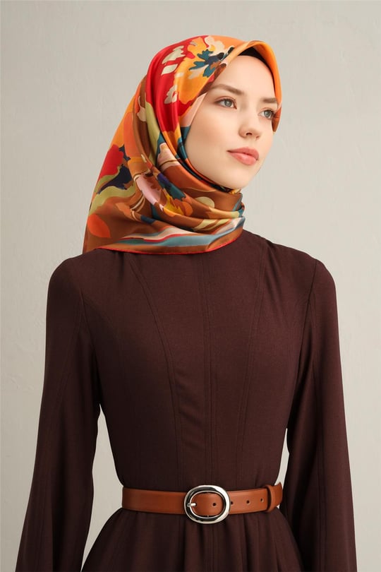 Armine Çiçek Desenli Saf İpek Twill Eşarp 9340D 84