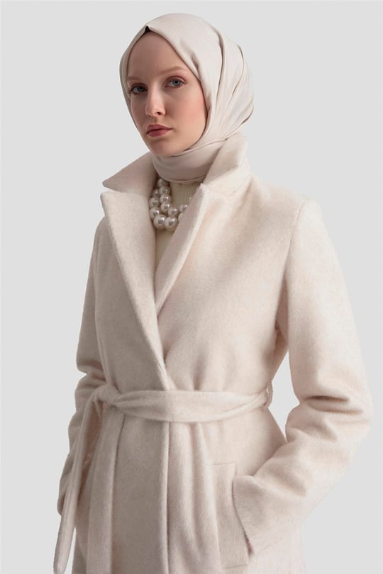 Armine Beli Kuşaklı Kaban 25KD2401 Ekru 