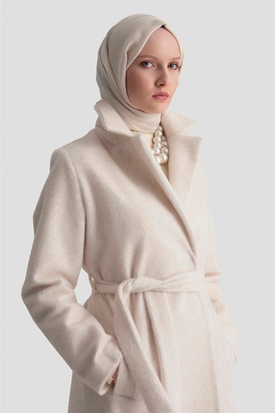 Armine Beli Kuşaklı Kaban 25KD2401 Ekru 