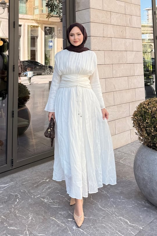 Pilise Bel Kuşaklı Tül Detay Elbise Beyaz