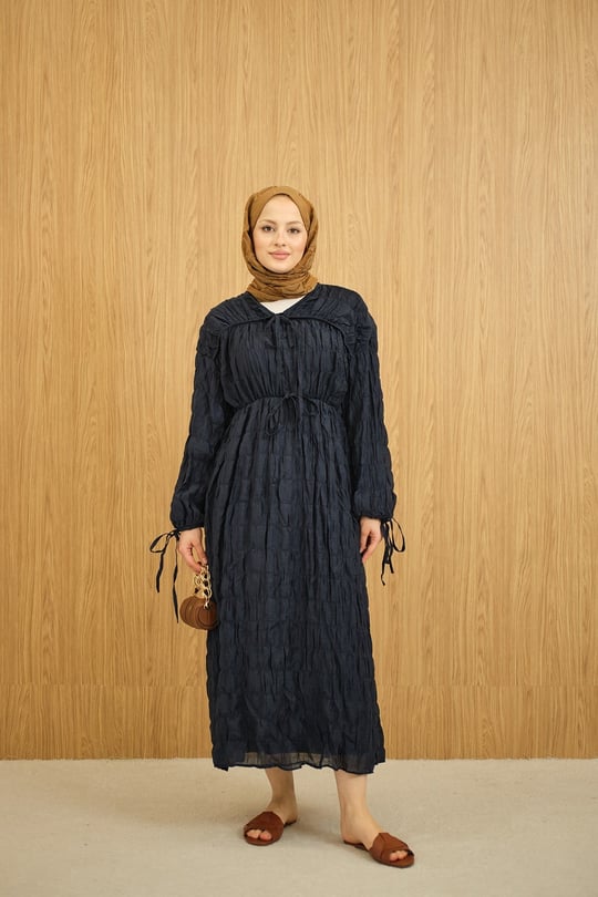 Büzgü Detay Bağcıklı Elbise Lacivert