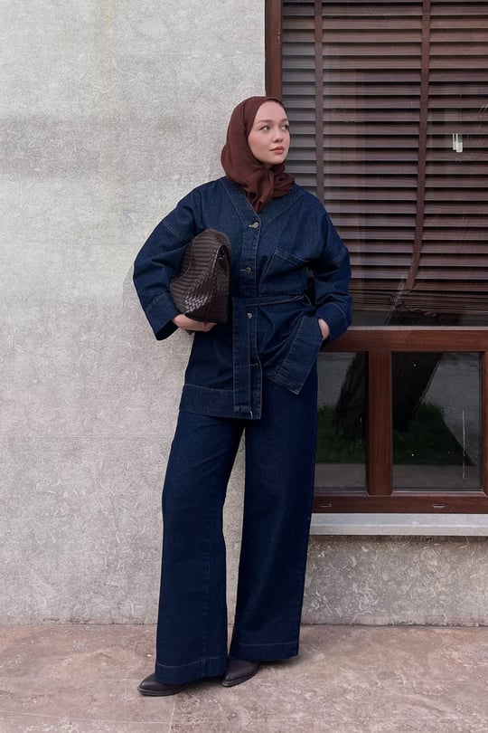 Cep Detay Bel Bağlamalı Kot Takım Lacivert