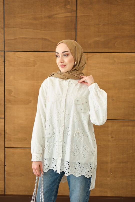 Çiçek Taş İşleme Detay Brode Ve İnci Detaylı Gömlek Beyaz