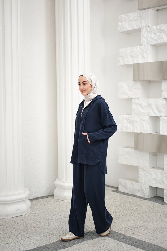 Fermuarlı Çift Cepli Kapüşonlu Pantolonlu Takım Lacivert