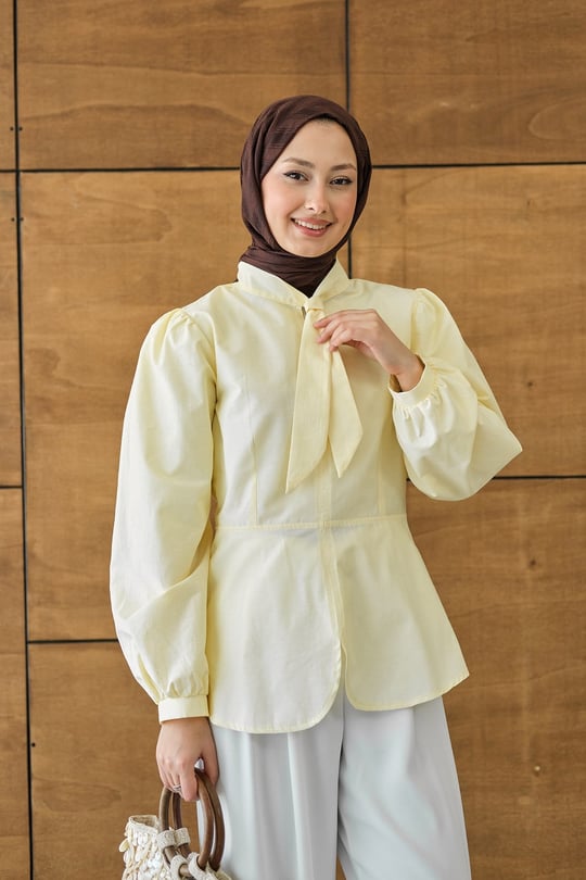 Fular Yaka Detaylı Kısa Gömlek Sarı