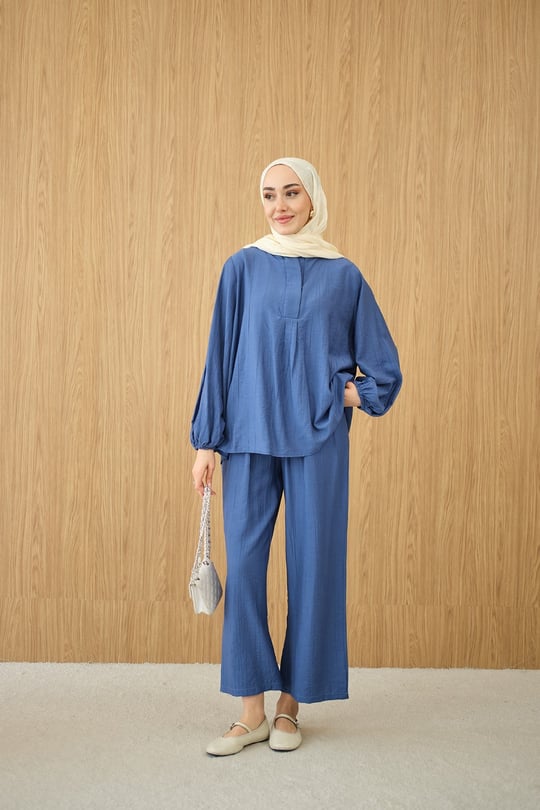 Gizli Fermuar Detaylı Müslin Takım Mavi