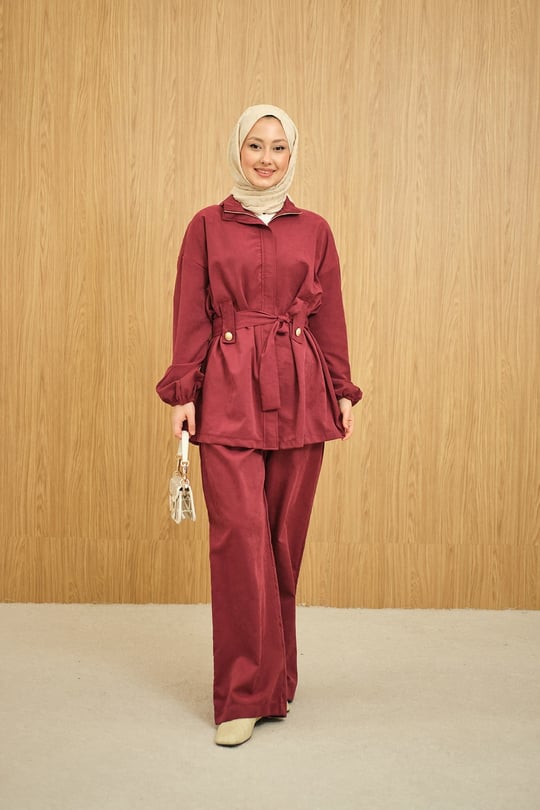 Gizli Fermuarlı Kemerli Pantolonlu Takım Bordo