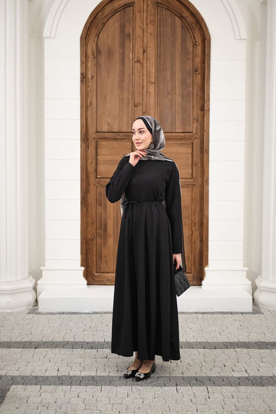 Parçalı Bel Bağlamalı Elbise Siyah