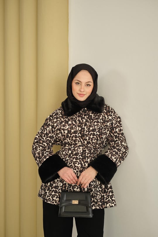 Yakası Ve Bilekleri Kürk Detay Leoparlı Ceket Kahverengi