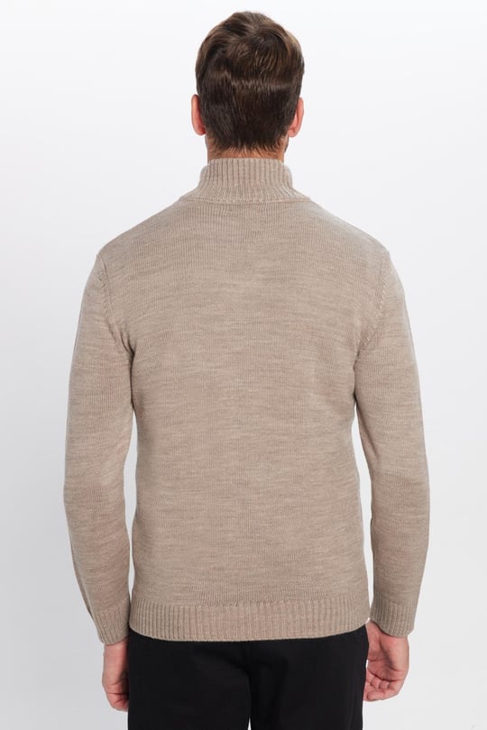 Erkek Slim Fit Dar Kesim Armürlü Fermuarlı Kahve Dik Yaka Kazak