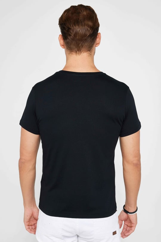 Erkek Slim Fit Dar Kesim %100 Pamuk Yumuşak Dokulu Baskılı Siyah Bisiklet Yaka Tişört