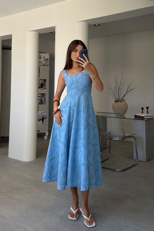 Bella Flora Brodeli Yandan Fermuarlı Elbise- MAVİ