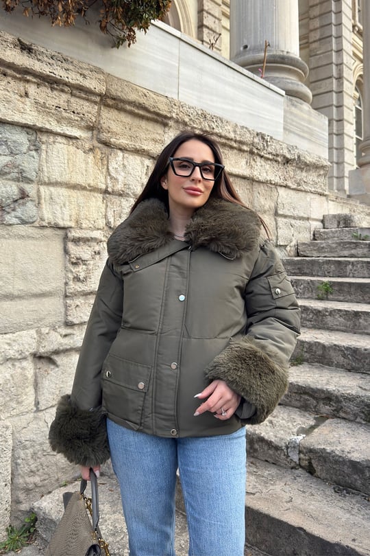 Marelle Yakası Ve Kolu Kürklü Şişme Mont- HAKİ