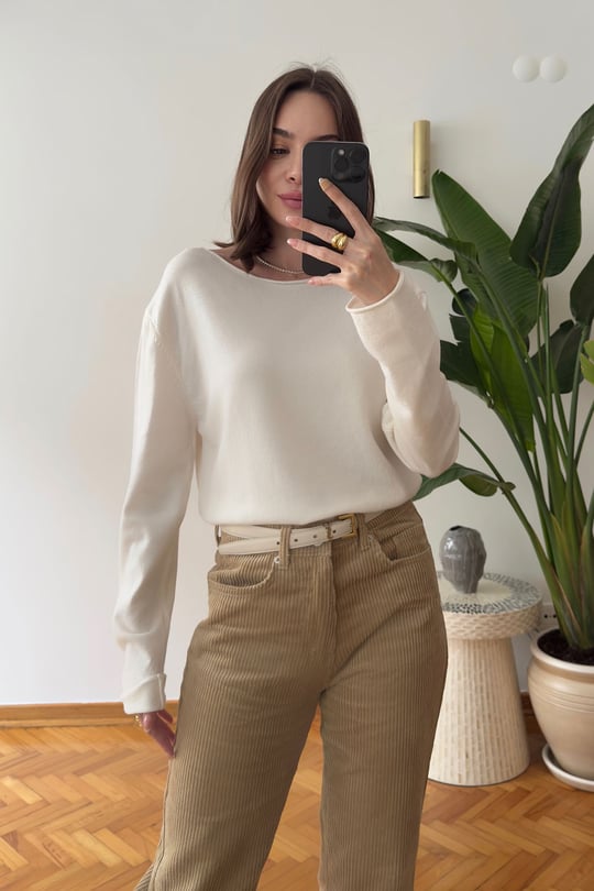 Yeni Model Kayık Yaka Triko Bluz- EKRU