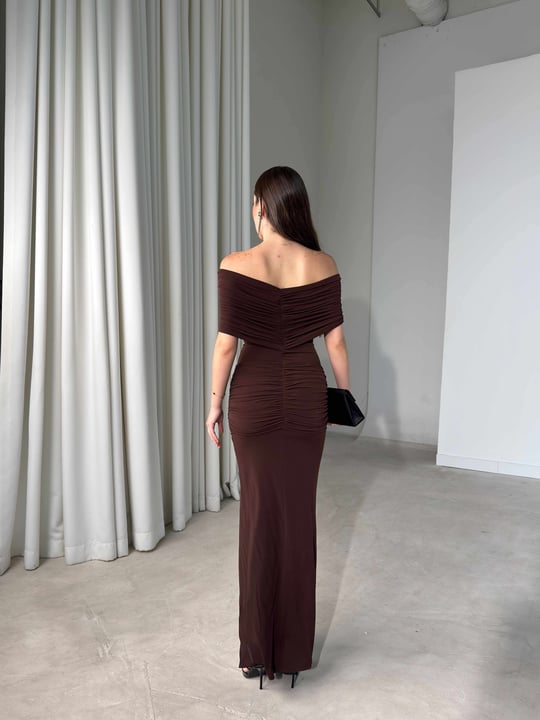 Madonna Yaka Aksesuarlı Maxi Boy Kahverengi Carina Kadın Elbise 26Y476