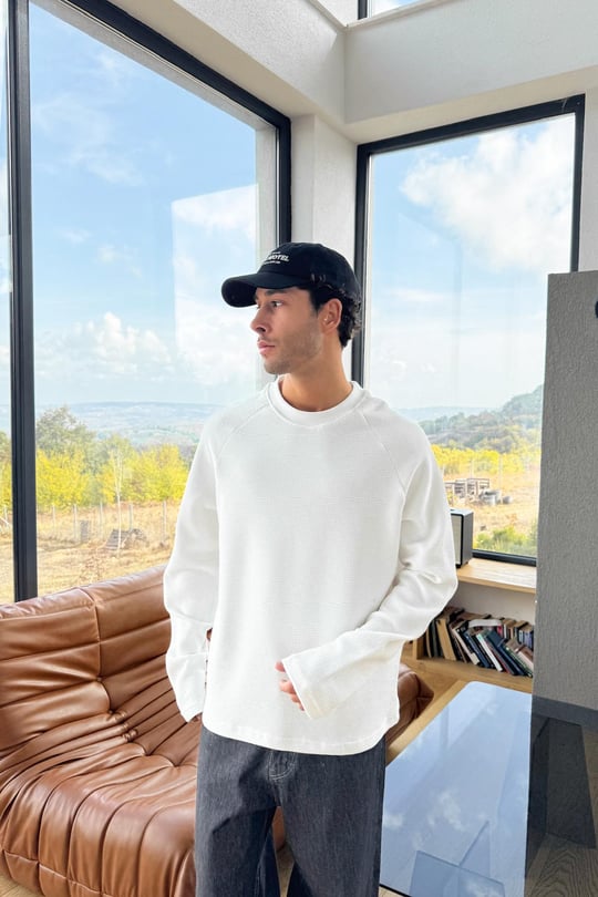 Basic Dokuma Sweatshirt Beyaz