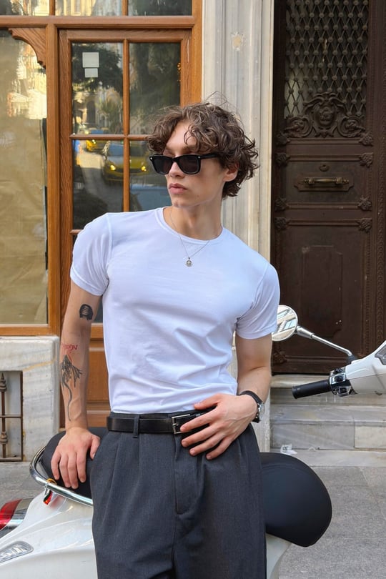 Basic Slim Fit Beyaz Tişört