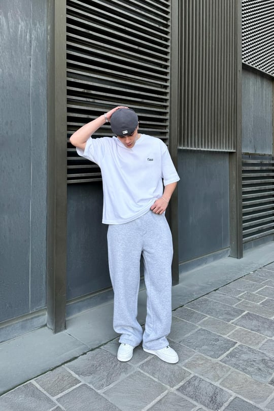 Flaw Nakışlı Oversize Tişört Beyaz