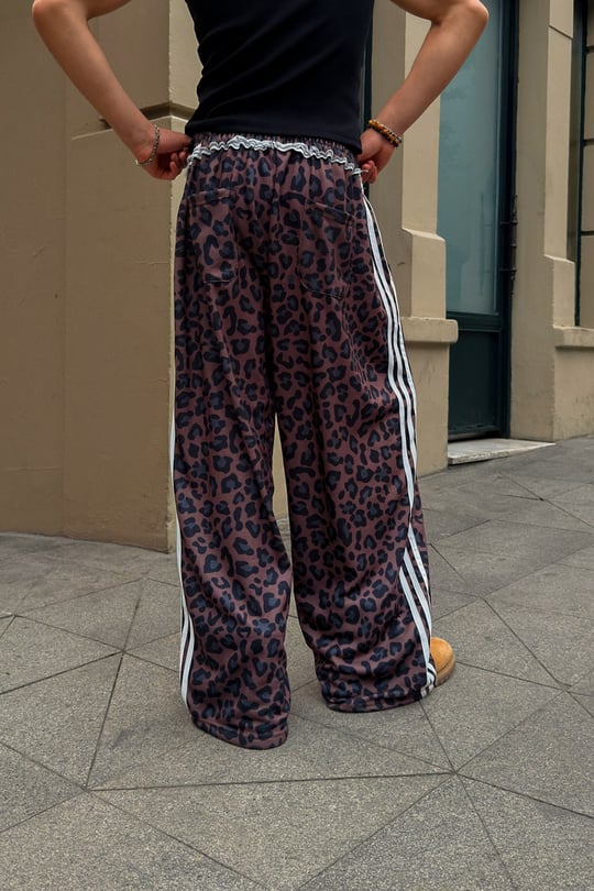 Leopar Pattern Monster Fit Sweatpants