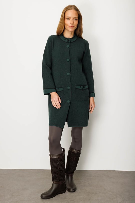 Kadın Dik Yaka Kolu ve Cebi Nakış İşlemeli Uzun Yün Kaban Yeşil