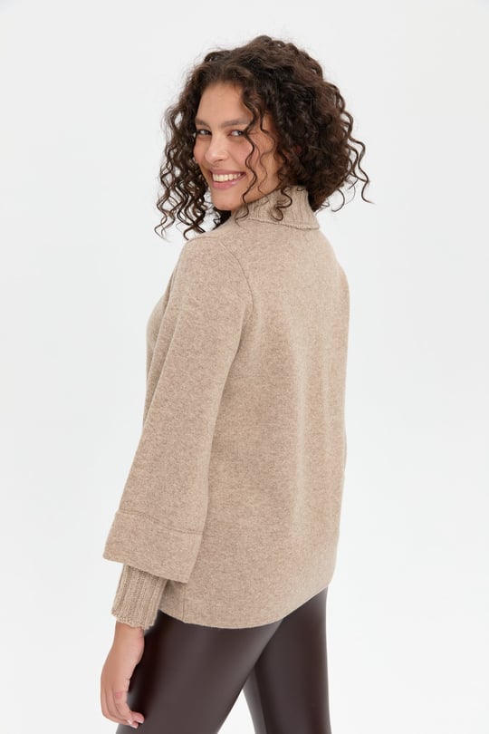 Kadın Dik Yaka Truvakar Kol Kısa Yün Ceket K.Bej