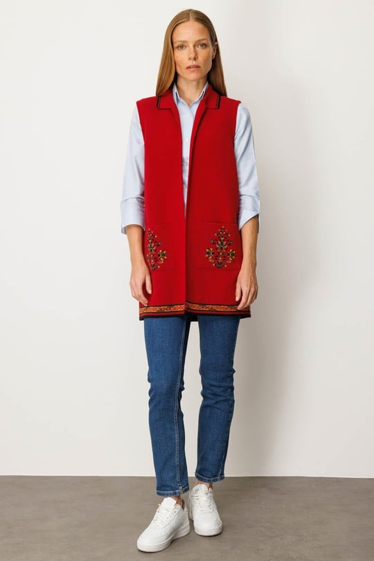 Kadın Polo Yaka Etek Ucu Kilim Desenli Uzun Yün Yelek K.Kırmızı