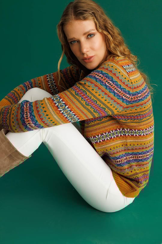 Kadın Sıfır Yaka Komple Jakarlı Yün Kazak Hardal