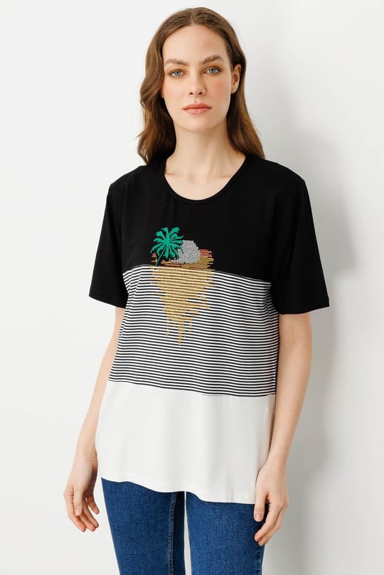 Kadın Sıfır Yaka Önü Palmiye Taşlı Penye T-shirt Siyah