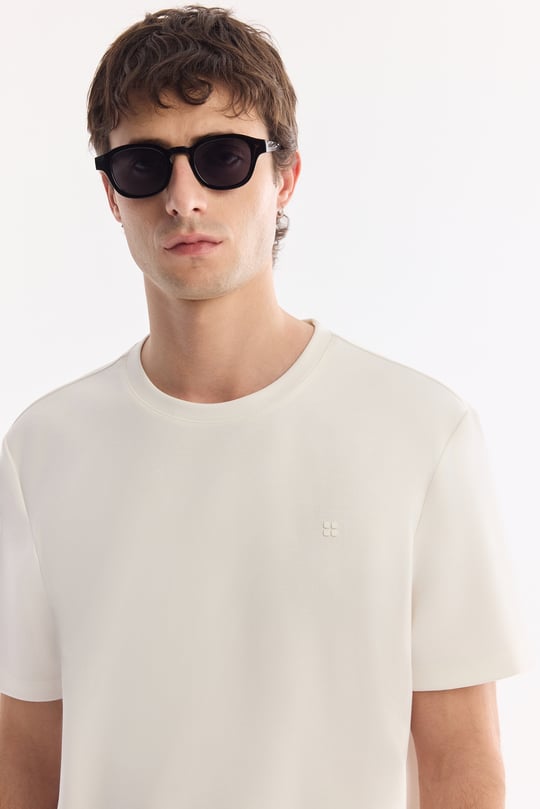 Ekru Bisiklet Yaka Baskılı Bi-Stretch İnterlok T-Shirt
