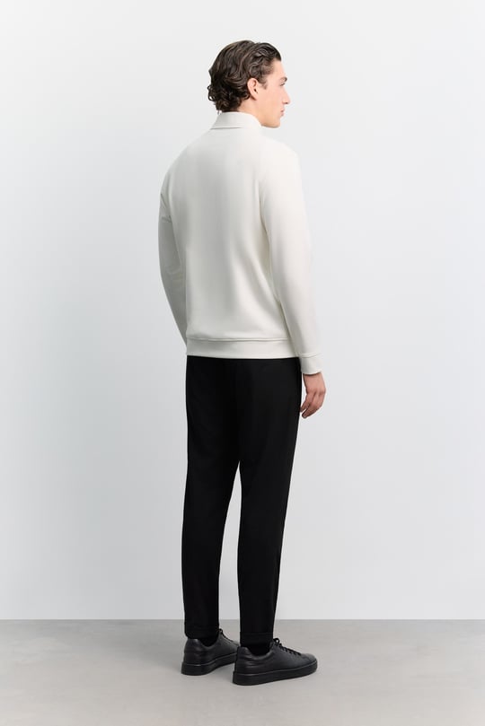 Ekru Polo Yaka Fermuarlı Kolay Ütülenen Sweatshirt