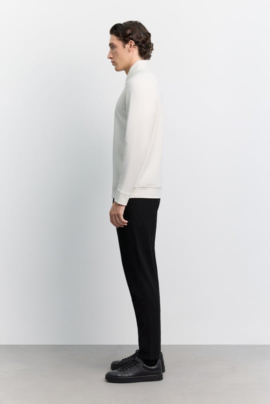 Ekru Polo Yaka Fermuarlı Kolay Ütülenen Sweatshirt