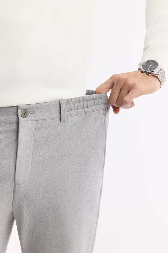 Gri Yandan Cepli Beli Lastikli Bi-Stretch Teknik Kumaş Pantolon