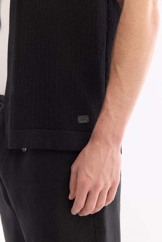 Siyah Apaj Yaka Önden Düğmeli Soft Touch Kısa Kollu Triko T-Shirt