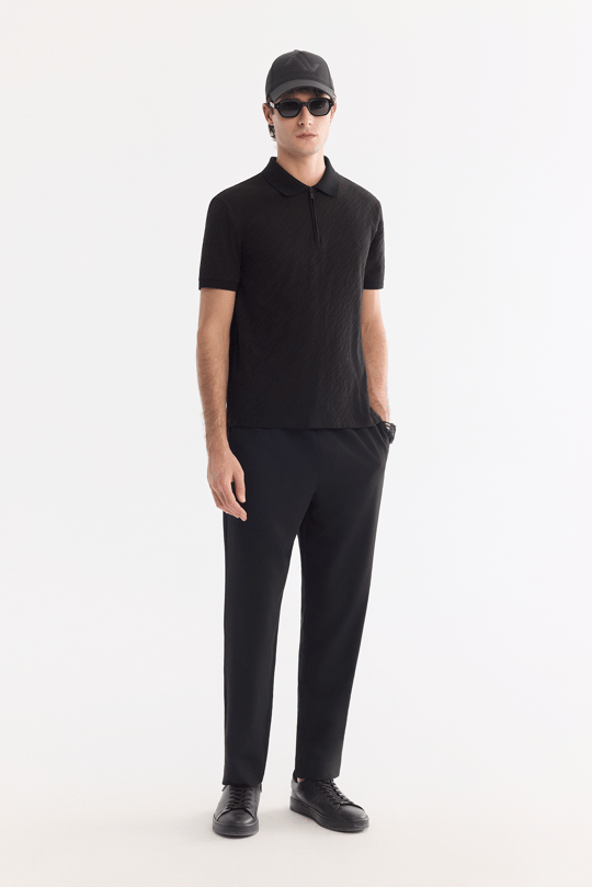 Siyah Kıvrılmaz Polo Yaka Fermuarlı Jakarlı T-Shirt