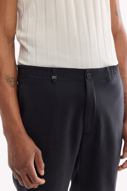 Siyah Yanı Lastikli Soft Touch Chino Pantolon