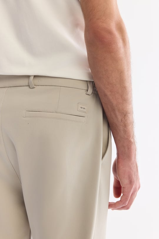 Taş Yanı Lastikli Kırışmaz Teknik Kumaş Chino Pantolon
