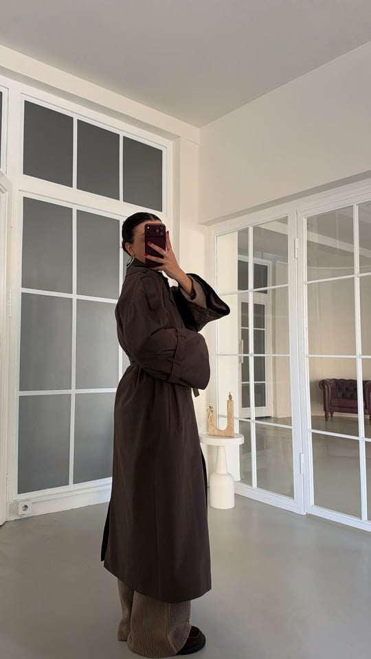 Kahve Yırtmaç Detaylı Astarlı Kuşaklı Premium Trençkot GAUS-02246