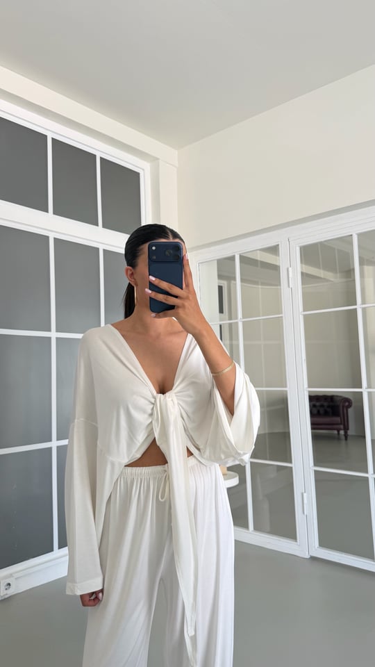 Beyaz Bağlama Detaylı Bluz Beli Lastikli Pantolon Likralı Takım GAUS-01732