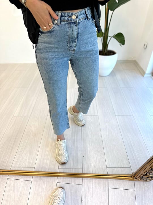 AÇIK MAVİ 0520 BOYFİT JEAN