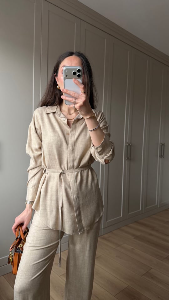 BEJ 0536 KEMERLİ GÖMLEK