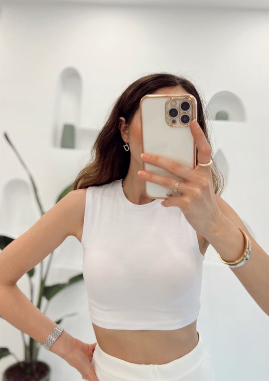 BEYAZ KOLSUZ CROP 