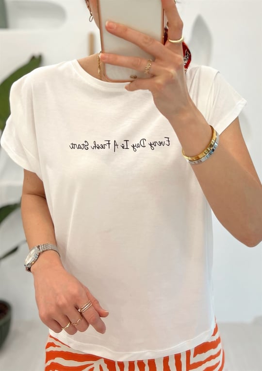 EKRU BASKILI TSHIRT