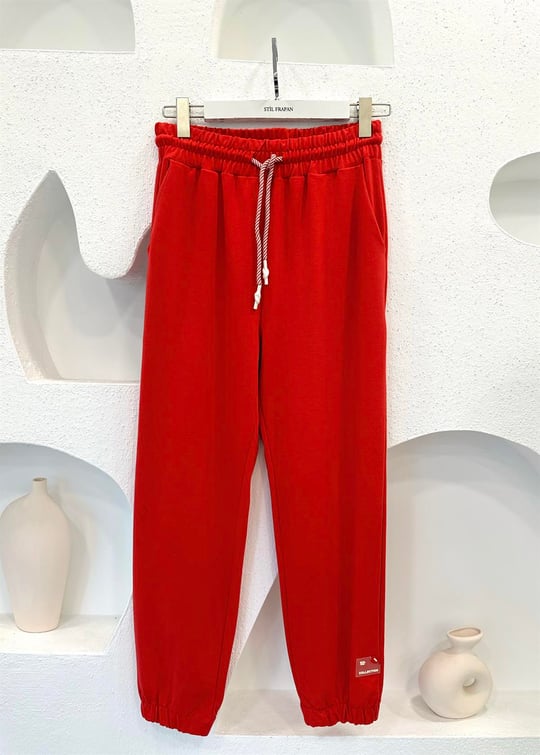 KIRMIZI ETİKET DETAY JOGGER EŞOFMAN