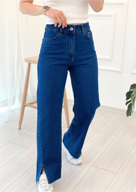 KOYU MAVİ BOL PAÇA YIRTMAÇLI JEAN