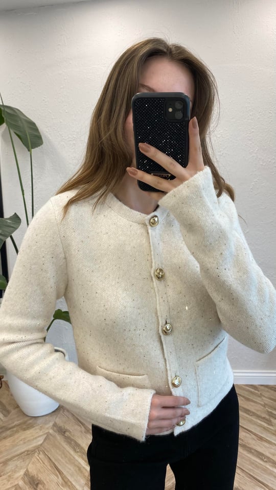 KREM 0935 PULLU HIRKA