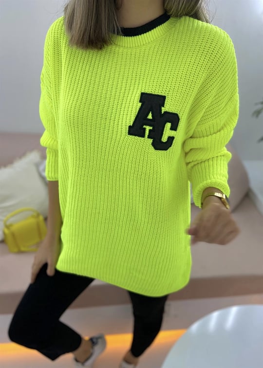 NEON SARI NAKIŞLI KAZAK