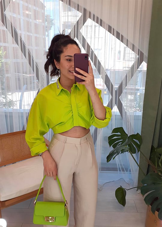 NEON YEŞİL YARASA KOL GÖMLEK 