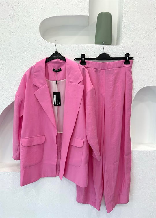 PEMBE 3947 CUPRA TAKIM 